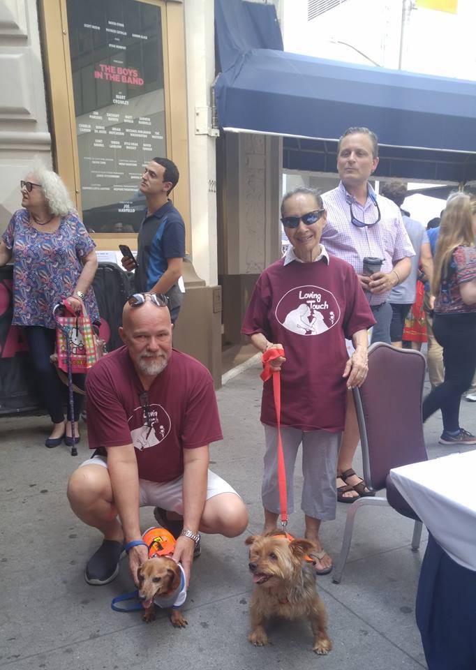 Volunteers Ronnie and Linda