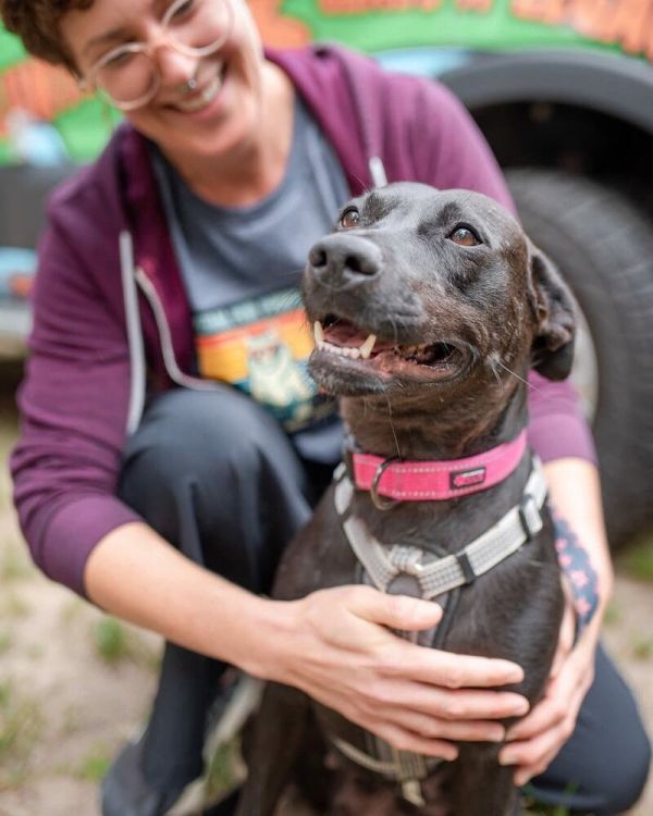 Mama Bones thumbnail 6